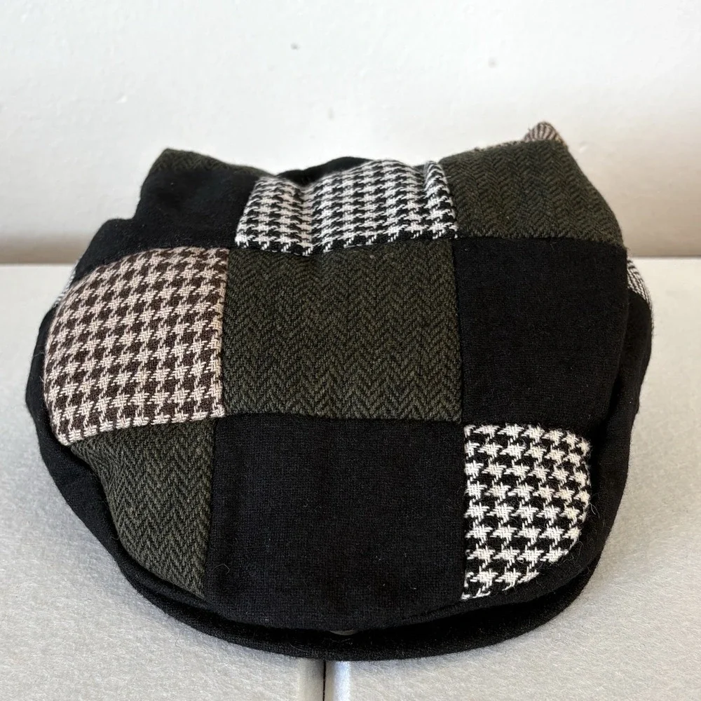 Man Of Aran Wool Newsboy Flat Cap M/L Preppy Patchwork Tweed Shamrock Ireland